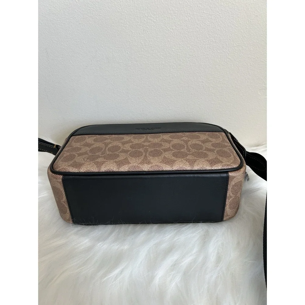 Coach Graham Tan Black Signature Canvas Leather Crossbody Bag‎ Excellent